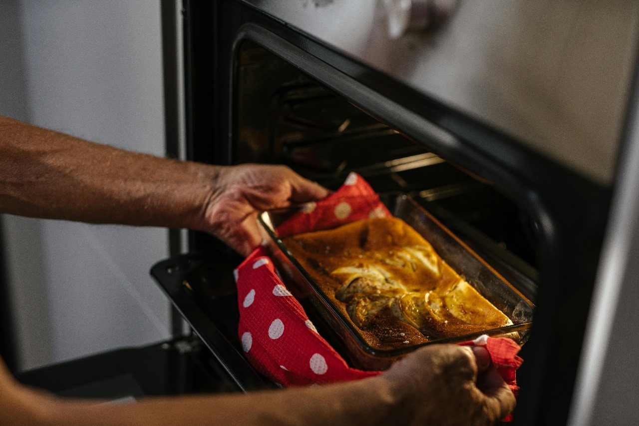 Explore Non-Stick &amp; Ceramic Bakeware NZ at The Homestore