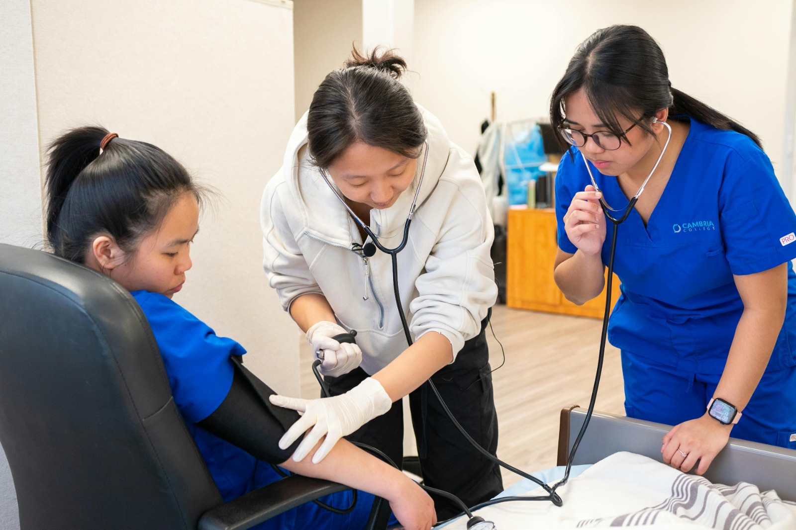 Meaningful Healthcare Volunteering Opportunities for Students